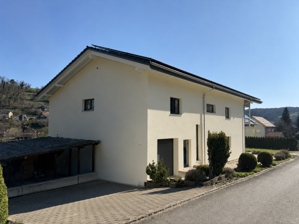 <b>Neubau Zweifamilienhaus</b> <br />Ueken